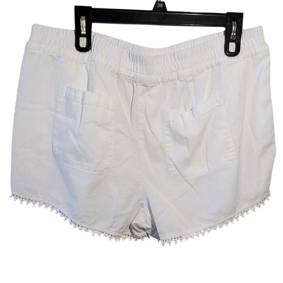 LOFT white crocheted lace shorts‎ size large - Picture 2 of 5